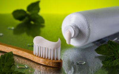 Stufo del mentolo? Prova i dentifrici con ingredienti insoliti!