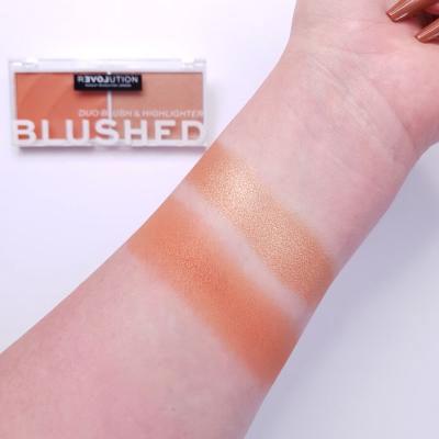 Revolution Relove Colour Play Blushed Duo Blush &amp; Highlighter Contouring palette donna 5,8 g Tonalità Queen