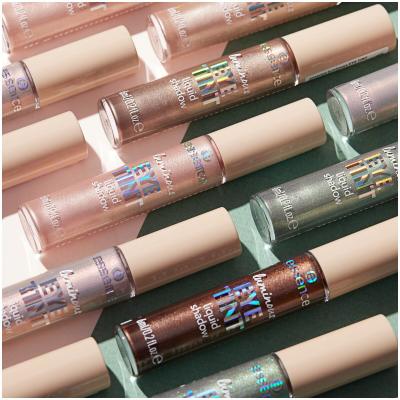 Essence Luminous Eye Tint Liquid Shadow Ombretto donna 6 ml Tonalità 06 Sparkly Jade